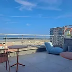 The Cornr Seaview Hotel