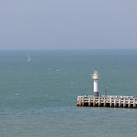 The Cornr Seaview Hotel