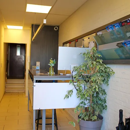 The Cornr Seaview Hotel