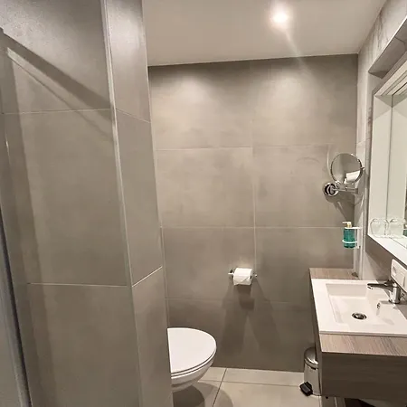 מלון The Cornr Seaview