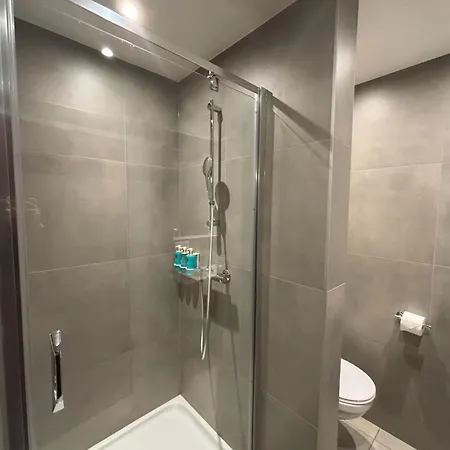 The Cornr Seaview Hotel 2*