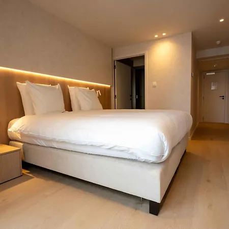 Hotel The Cornr Seaview