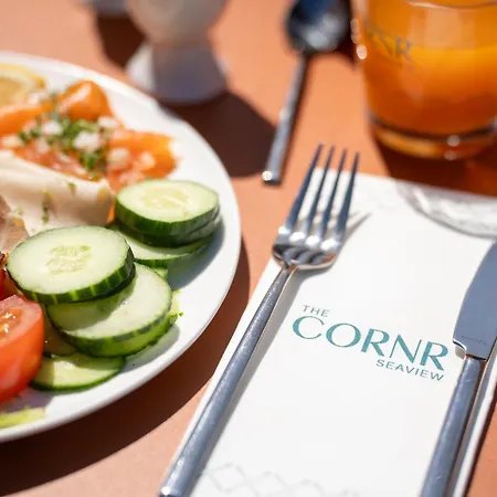 The Cornr Seaview 3*