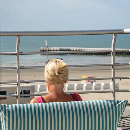 The Cornr Seaview 3*