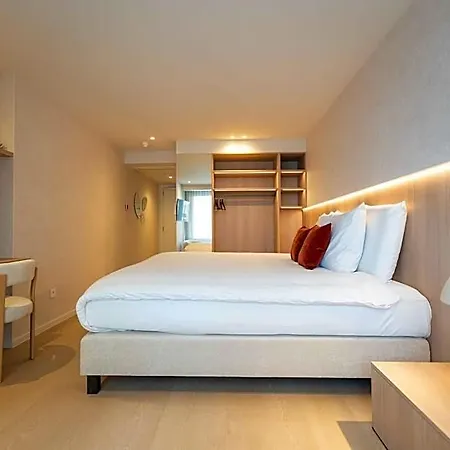 Hotel The Cornr Seaview Nieuport