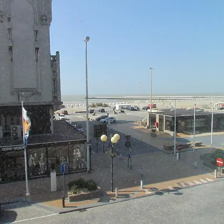 The Cornr Seaview 2* Nieuwpoort