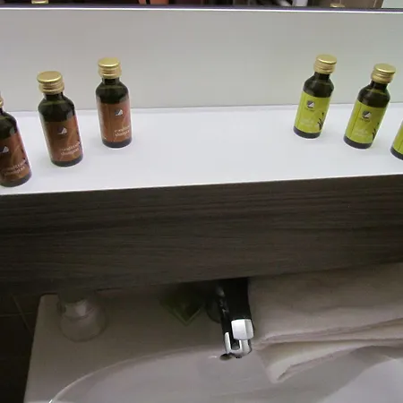 The Cornr Seaview Hotel 2*