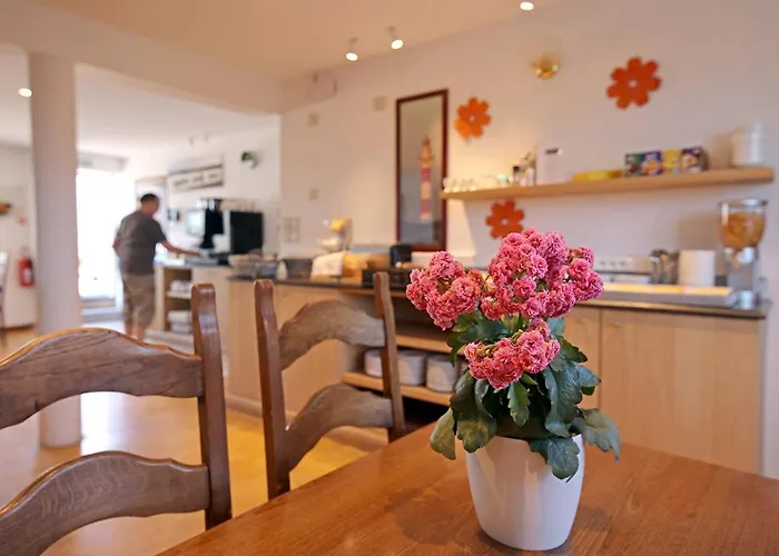 The Cornr Seaview Hotel 2*