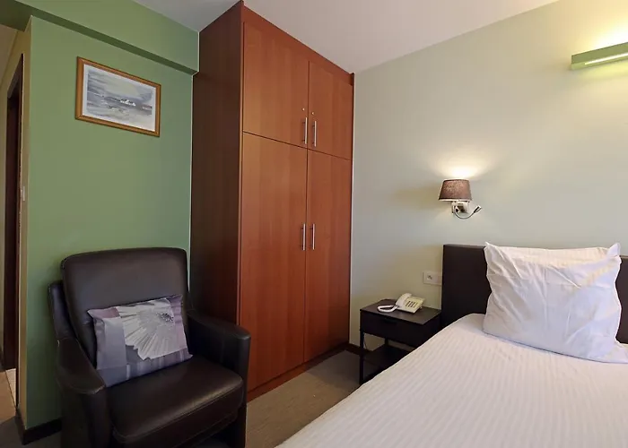 酒店 The Cornr Seaview 尼乌波特