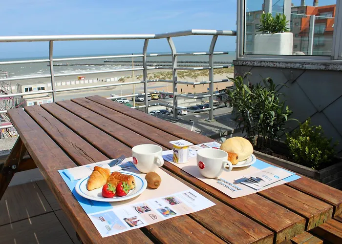 Szálloda The Cornr Seaview 2*