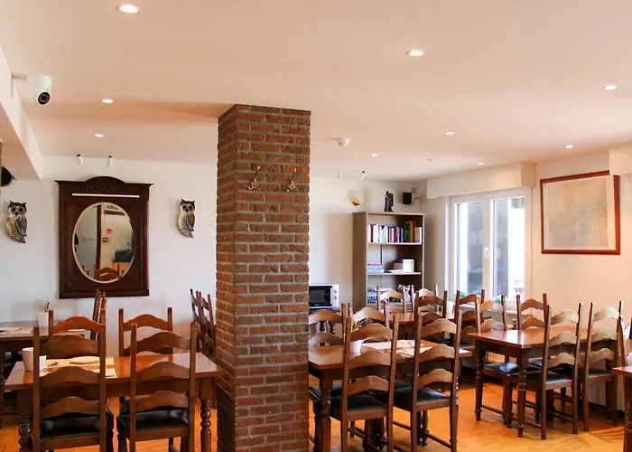 The Cornr Seaview 2*