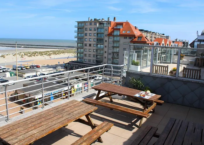 The Cornr Seaview Szálloda