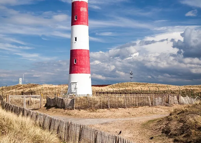 Hotel The Cornr Seaview