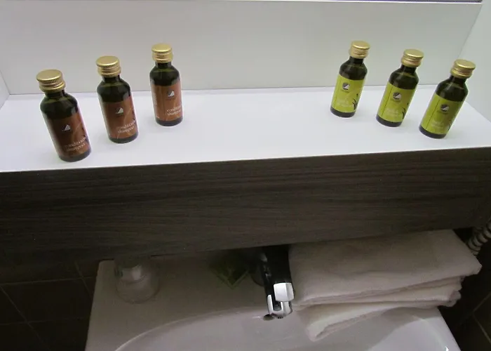 The Cornr Seaview Szálloda 2*